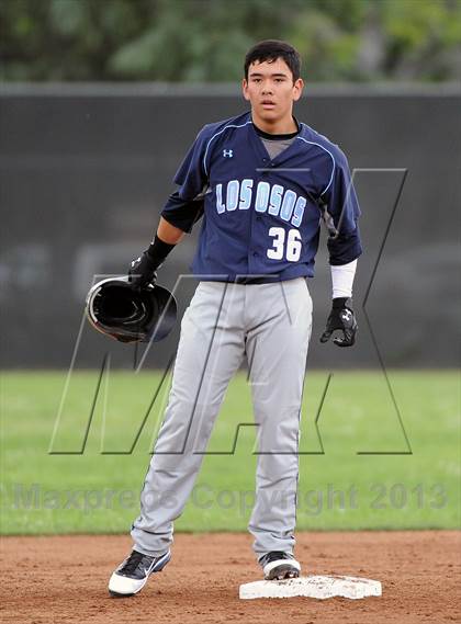 Thumbnail 2 in Los Osos vs. La Canada photogallery.