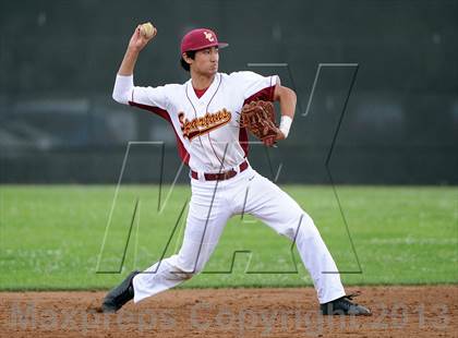 Thumbnail 3 in Los Osos vs. La Canada photogallery.
