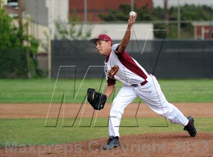 Thumbnail 1 in Los Osos vs. La Canada photogallery.