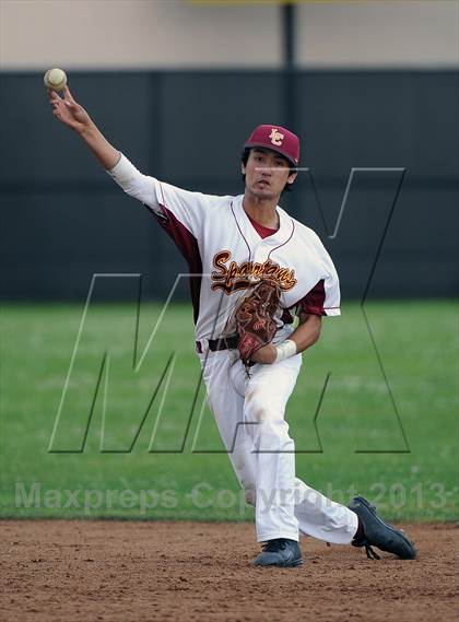 Thumbnail 2 in Los Osos vs. La Canada photogallery.