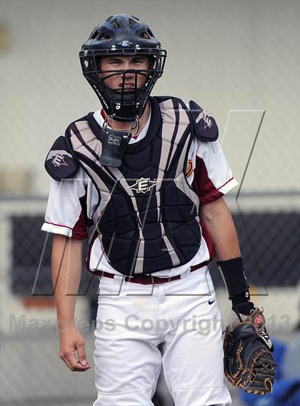 Thumbnail 2 in Los Osos vs. La Canada photogallery.