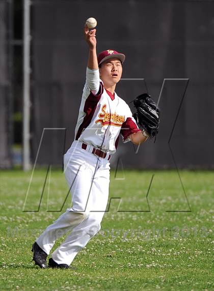 Thumbnail 2 in Los Osos vs. La Canada photogallery.