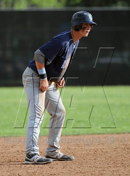 Thumbnail 1 in Los Osos vs. La Canada photogallery.