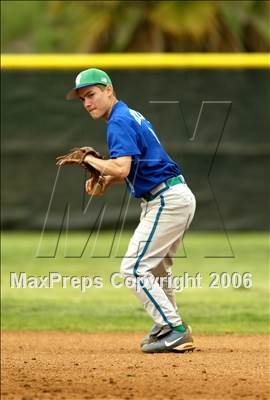 Thumbnail 2 in Vista vs. Green Valley (56th Annual Lions Invitational) photogallery.