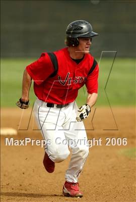 Thumbnail 1 in Vista vs. Green Valley (56th Annual Lions Invitational) photogallery.