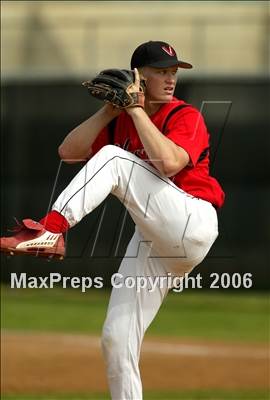Thumbnail 3 in Vista vs. Green Valley (56th Annual Lions Invitational) photogallery.