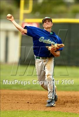 Thumbnail 3 in Vista vs. Green Valley (56th Annual Lions Invitational) photogallery.