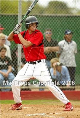 Thumbnail 2 in Vista vs. Green Valley (56th Annual Lions Invitational) photogallery.