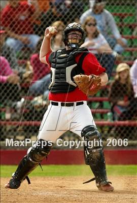 Thumbnail 1 in Vista vs. Green Valley (56th Annual Lions Invitational) photogallery.
