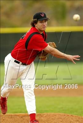 Thumbnail 1 in Vista vs. Green Valley (56th Annual Lions Invitational) photogallery.