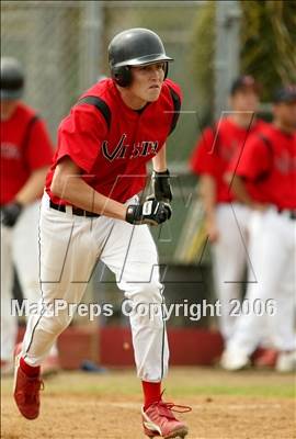 Thumbnail 2 in Vista vs. Green Valley (56th Annual Lions Invitational) photogallery.