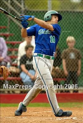 Thumbnail 2 in Vista vs. Green Valley (56th Annual Lions Invitational) photogallery.