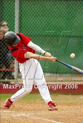 Thumbnail 1 in Vista vs. Green Valley (56th Annual Lions Invitational) photogallery.