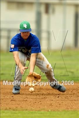 Thumbnail 1 in Vista vs. Green Valley (56th Annual Lions Invitational) photogallery.