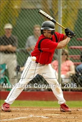 Thumbnail 3 in Vista vs. Green Valley (56th Annual Lions Invitational) photogallery.