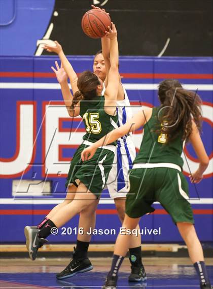 Thumbnail 2 in Rancho Alamitos @ Los Altos photogallery.