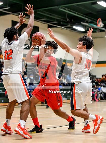 Thumbnail 3 in Rolling Hills Prep vs. Colony (The Classic at Damien) Tournament photogallery.