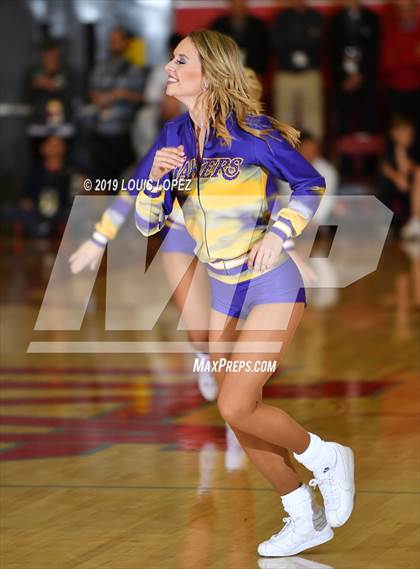 Thumbnail 2 in Harvard-Westlake @ Mater Dei (Nike Extravaganza) photogallery.