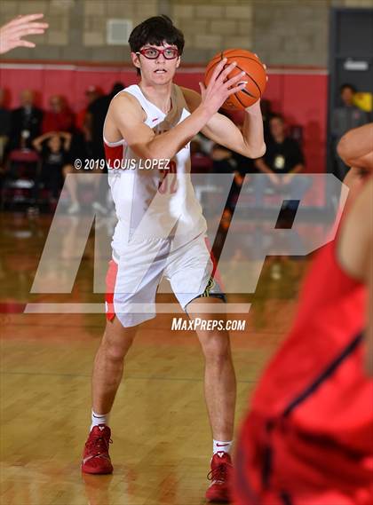 Thumbnail 1 in Harvard-Westlake @ Mater Dei (Nike Extravaganza) photogallery.