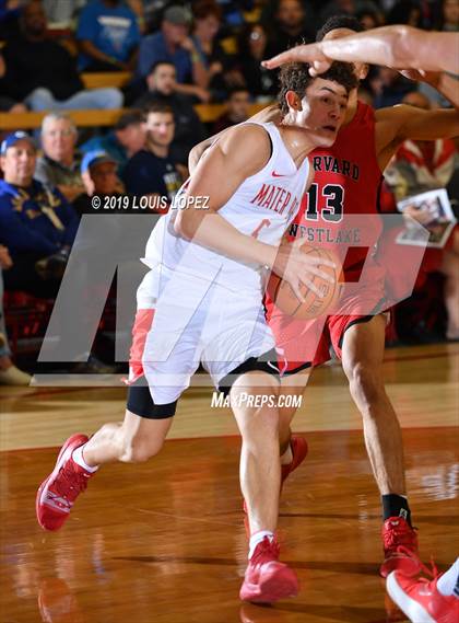 Thumbnail 2 in Harvard-Westlake @ Mater Dei (Nike Extravaganza) photogallery.