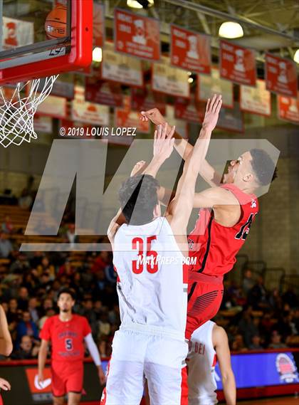 Thumbnail 2 in Harvard-Westlake @ Mater Dei (Nike Extravaganza) photogallery.