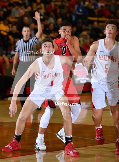Thumbnail 3 in Harvard-Westlake @ Mater Dei (Nike Extravaganza) photogallery.