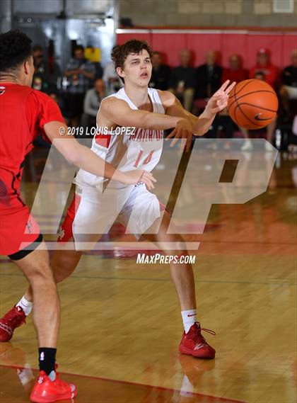 Thumbnail 2 in Harvard-Westlake @ Mater Dei (Nike Extravaganza) photogallery.