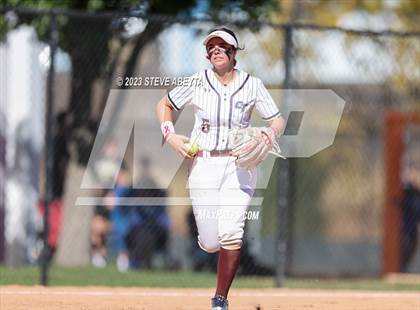Thumbnail 1 in Broomfield vs. Cherokee Trail (CHSAA 5A First Round) photogallery.