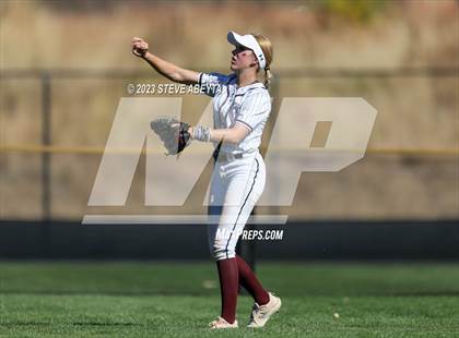 Thumbnail 3 in Broomfield vs. Cherokee Trail (CHSAA 5A First Round) photogallery.