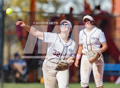 Thumbnail 1 in Broomfield vs. Cherokee Trail (CHSAA 5A First Round) photogallery.