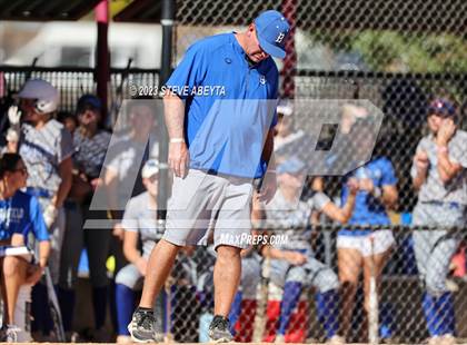 Thumbnail 1 in Broomfield vs. Cherokee Trail (CHSAA 5A First Round) photogallery.