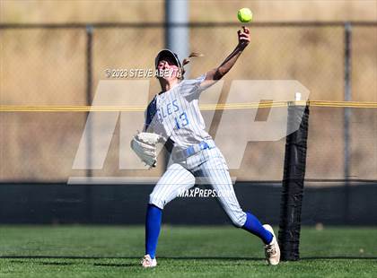 Thumbnail 2 in Broomfield vs. Cherokee Trail (CHSAA 5A First Round) photogallery.