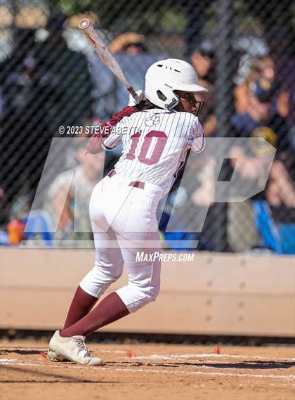Thumbnail 1 in Broomfield vs. Cherokee Trail (CHSAA 5A First Round) photogallery.
