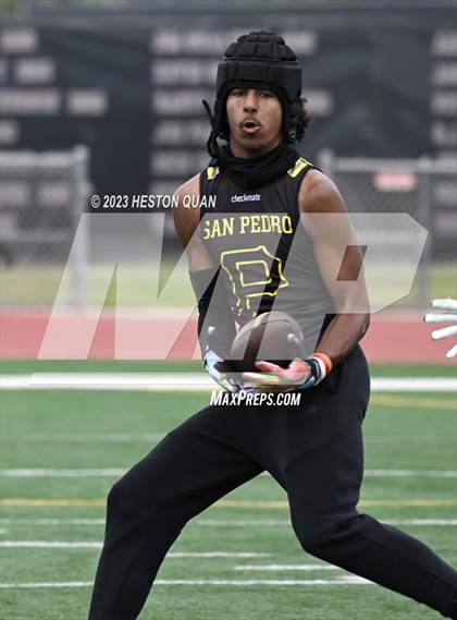 Thumbnail 2 in St. Margaret's vs. San Pedro  (Ocean View Seahawk Classic) photogallery.