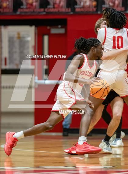 Thumbnail 3 in Seventy-First vs South Central (NCHSAA 3A - Third Round) photogallery.