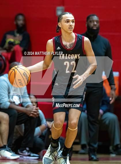 Thumbnail 2 in Seventy-First vs South Central (NCHSAA 3A - Third Round) photogallery.