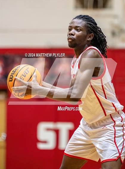 Thumbnail 2 in Seventy-First vs South Central (NCHSAA 3A - Third Round) photogallery.