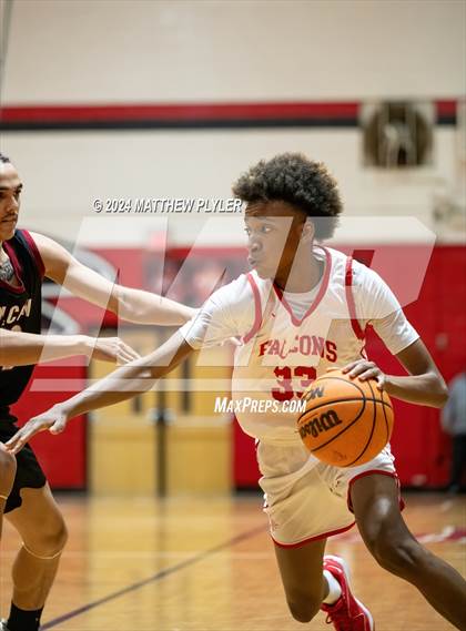 Thumbnail 3 in Seventy-First vs South Central (NCHSAA 3A - Third Round) photogallery.