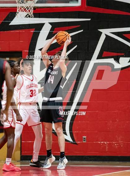 Thumbnail 3 in Seventy-First vs South Central (NCHSAA 3A - Third Round) photogallery.