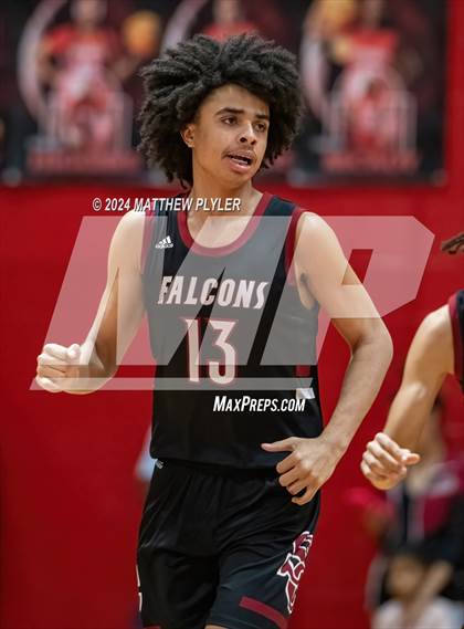 Thumbnail 1 in Seventy-First vs South Central (NCHSAA 3A - Third Round) photogallery.