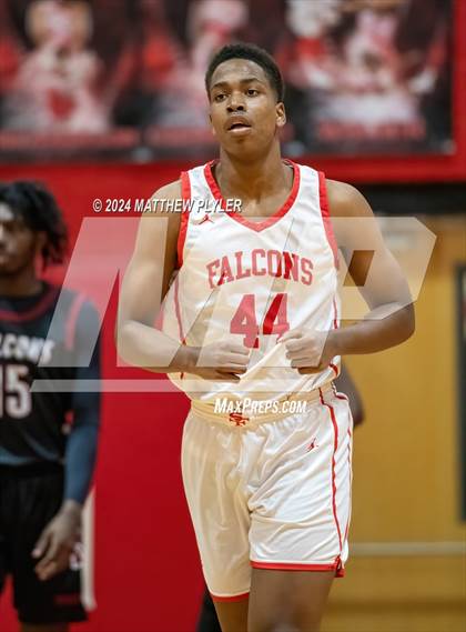 Thumbnail 1 in Seventy-First vs South Central (NCHSAA 3A - Third Round) photogallery.