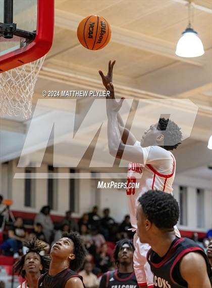 Thumbnail 2 in Seventy-First vs South Central (NCHSAA 3A - Third Round) photogallery.