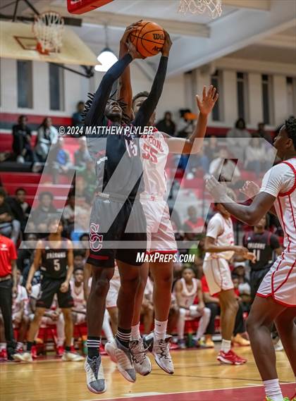 Thumbnail 1 in Seventy-First vs South Central (NCHSAA 3A - Third Round) photogallery.