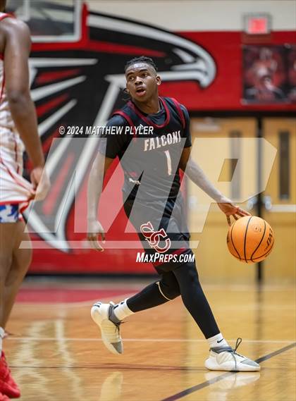 Thumbnail 1 in Seventy-First vs South Central (NCHSAA 3A - Third Round) photogallery.