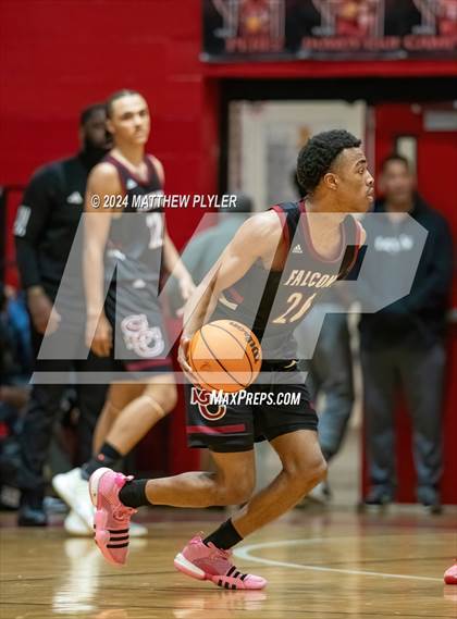 Thumbnail 3 in Seventy-First vs South Central (NCHSAA 3A - Third Round) photogallery.