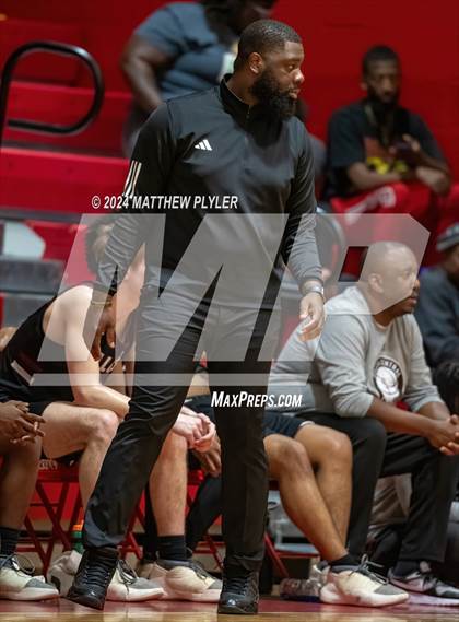 Thumbnail 2 in Seventy-First vs South Central (NCHSAA 3A - Third Round) photogallery.