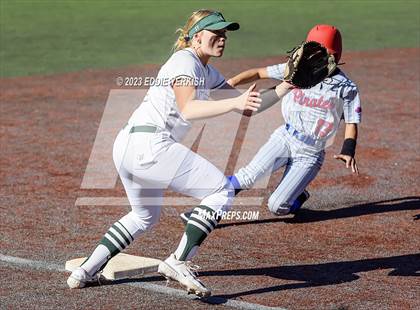 Thumbnail 1 in San Leandro @ Brea Olinda photogallery.