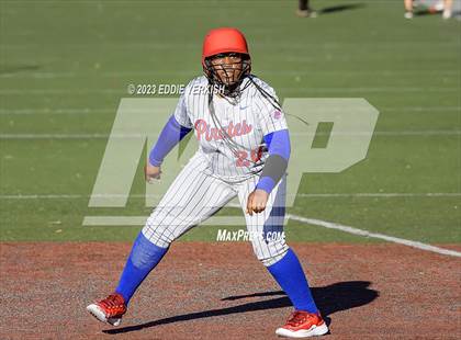 Thumbnail 1 in San Leandro @ Brea Olinda photogallery.