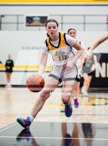 Thumbnail 2 in JV: Dublin Coffman @ Centerville photogallery.