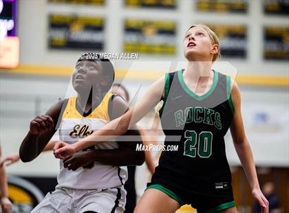 Thumbnail 2 in JV: Dublin Coffman @ Centerville photogallery.